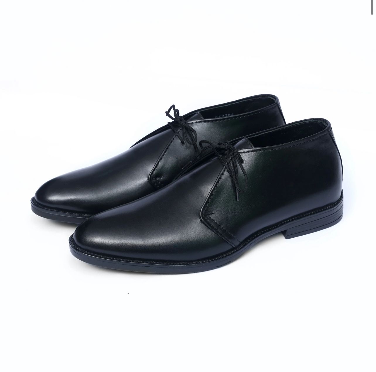 CHUKA-BOOTS-BLK
